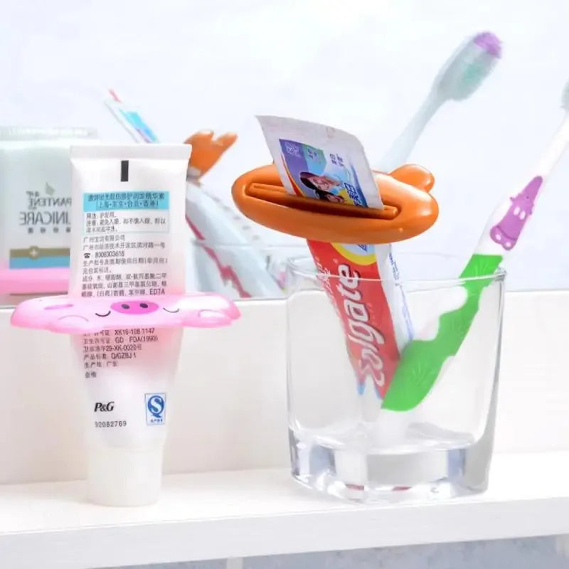 1-3Pcs Cartoon Toothpaste Squeezer Dispenser Facial Cleanser Clips Kid Toothpaste Tube Saver Toothpaste Squeezer Bathroom